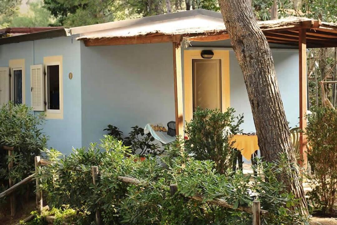 campinglepianacce en bungalow-standard-4 024